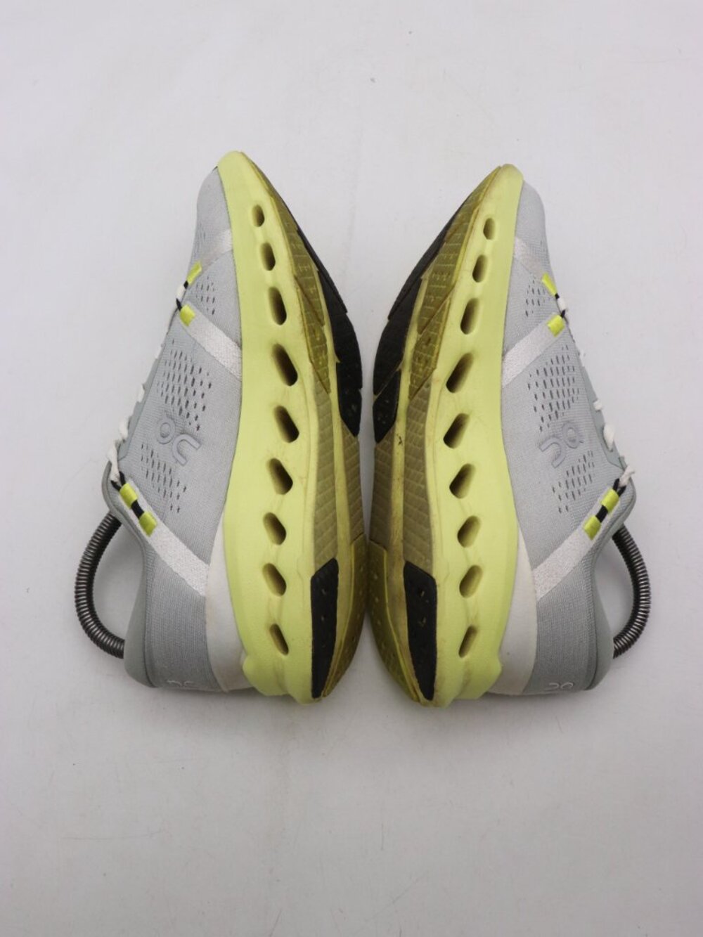 On Running CloudSurfer Women’s Size 7.5 Gray Green Running Athletic Sneaker - Picture 6 of 10